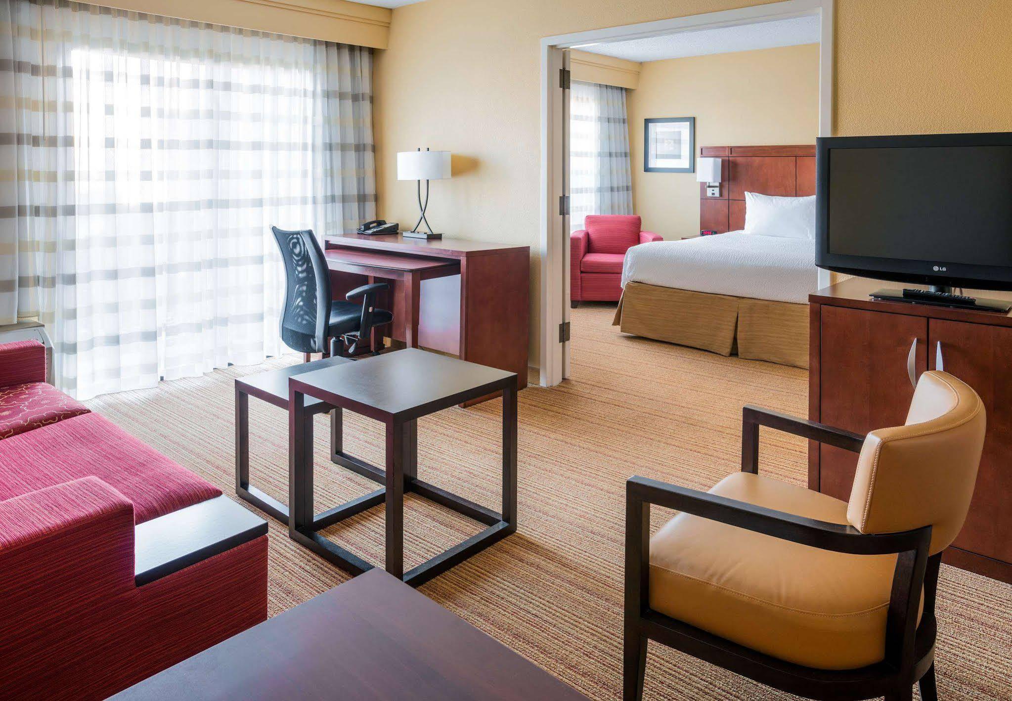 Iowa Inn Bettendorf Quad Cities Buitenkant foto