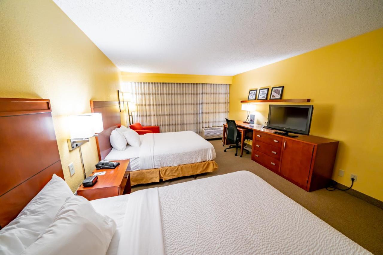 Iowa Inn Bettendorf Quad Cities Buitenkant foto