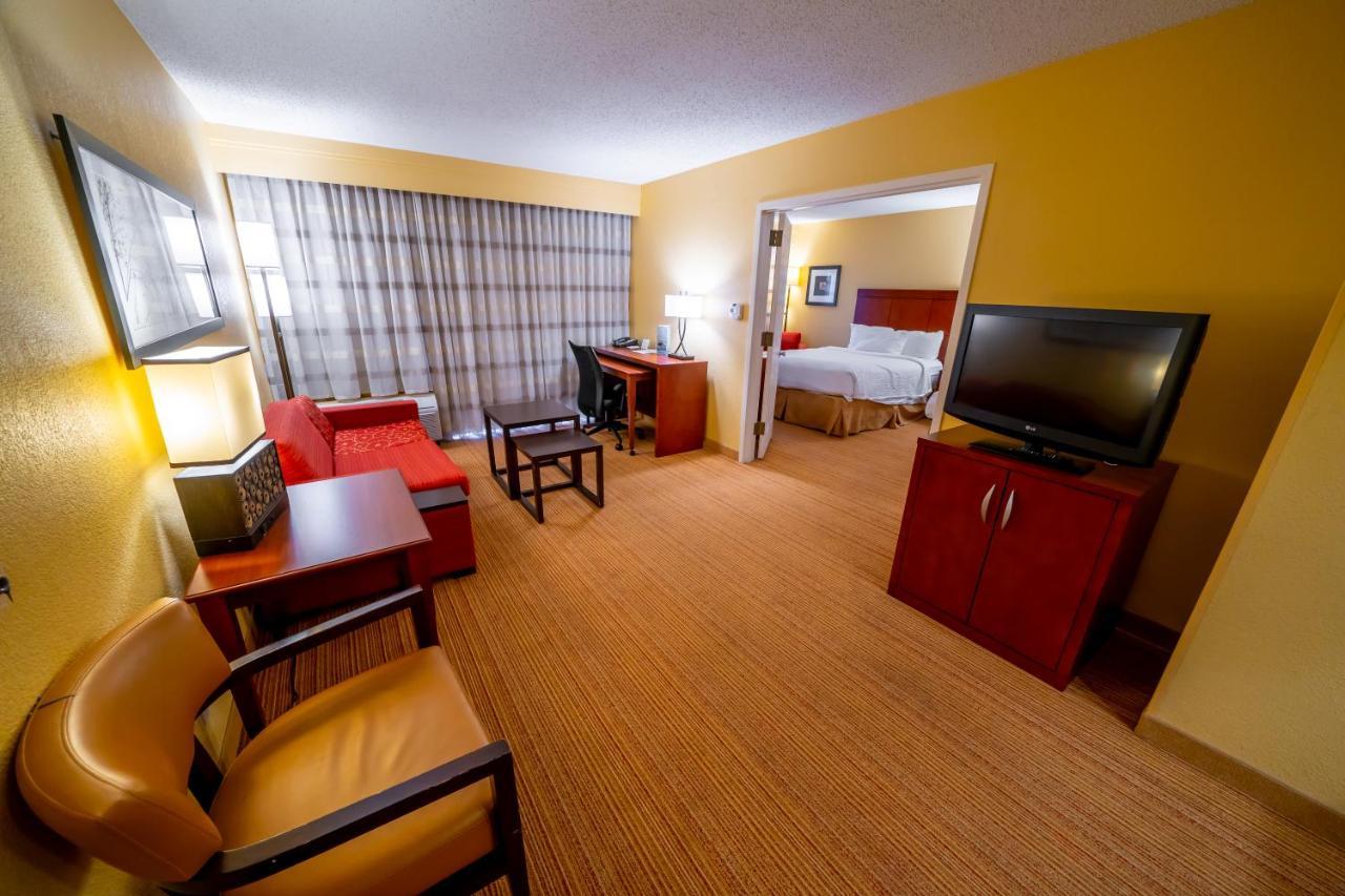 Iowa Inn Bettendorf Quad Cities Buitenkant foto